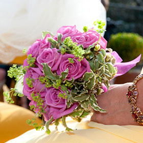 bouquet per damigella con rose Aqua